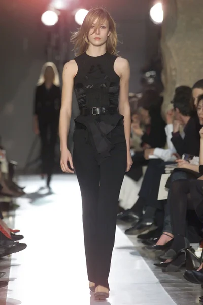 Look 32